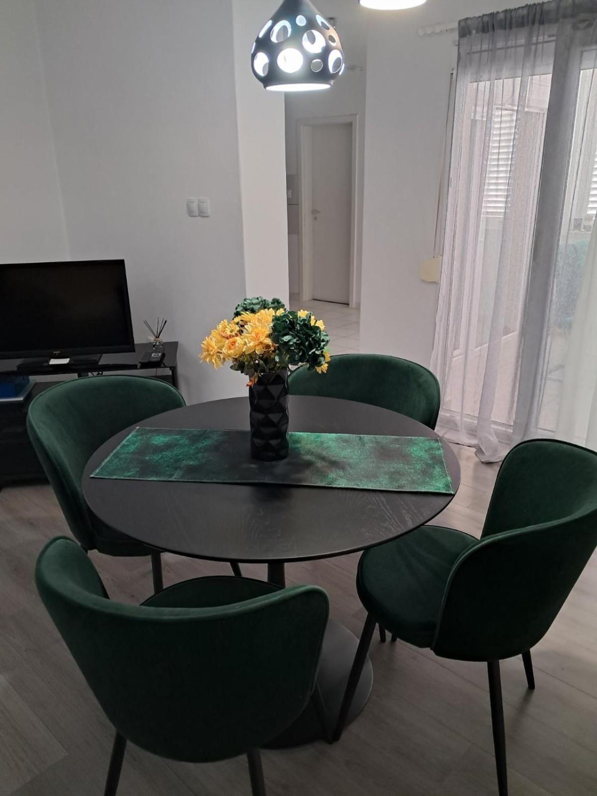Miroslav Apartamento Baška Exterior foto